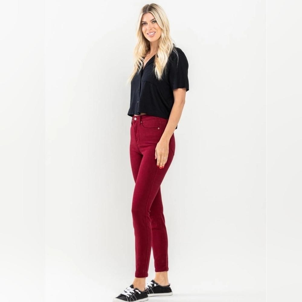 Judy Blue High Rise Maroon Skinny Denim Jeans Red Stretch Classic Size 5/27 NWT - Picture 8 of 12